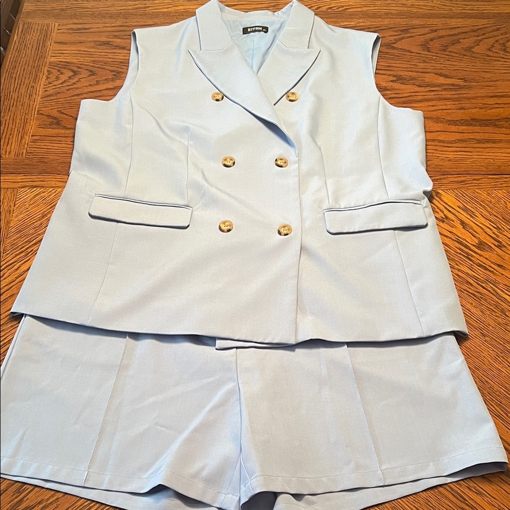 Light Blue Sleeveless Blazer and Shorts Set